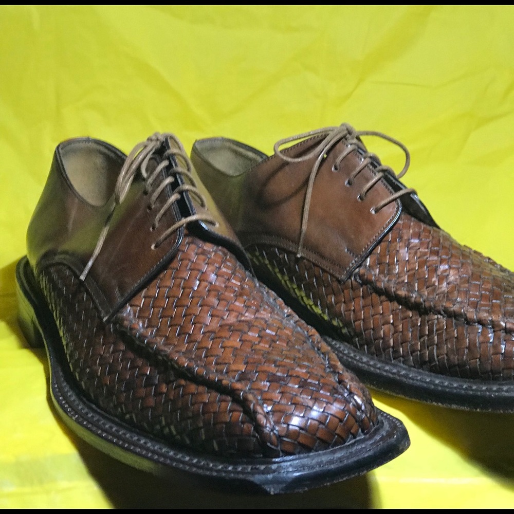 Leather shoes